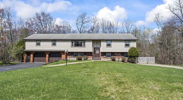Photo of 263 Elm Ave E, Selkirk, NY 12158