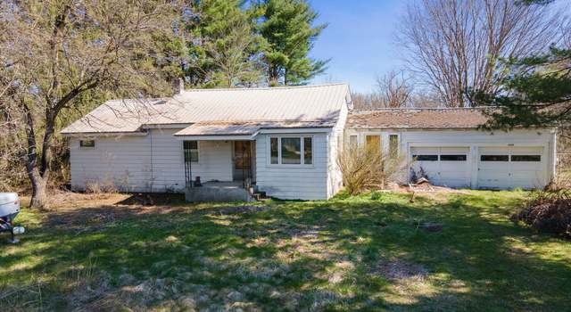 Photo of 220 Rural Grove Rd, Sprakers, NY 12166