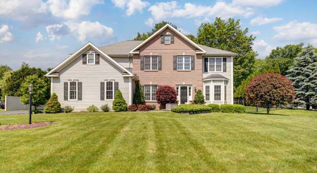 Photo of 33 Joyous Ln, Schenectady, NY 12302