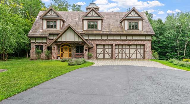 Photo of 222 Alps Mountain Rd, Averill Park, NY 12018
