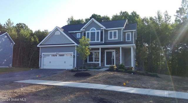 Photo of 32 Jack Dr, Mechanicville, NY 12118