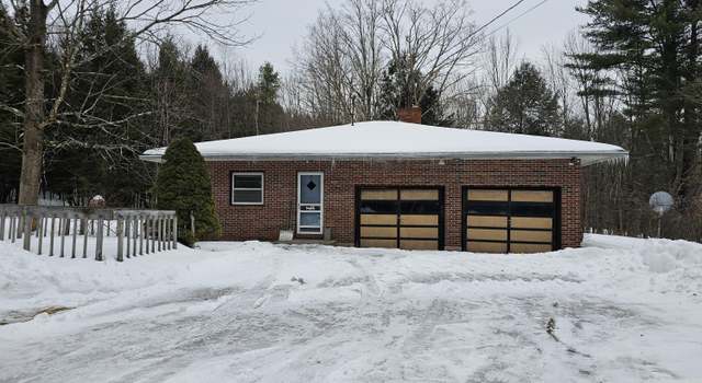 Photo of 34 Toad Point Rd, Petersburg, NY 12138