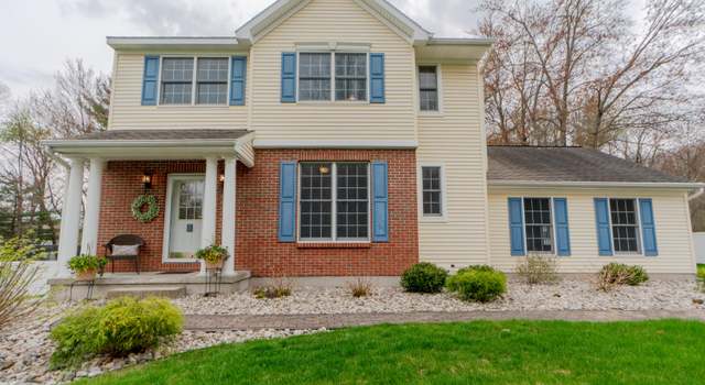 Photo of 3 Coneflower Ct, Ballston Spa, NY 12020