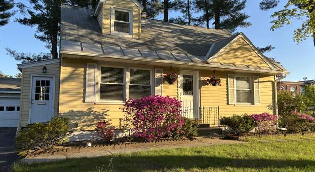 Photo of 316 Kenwood Ave, Delmar, NY 12054