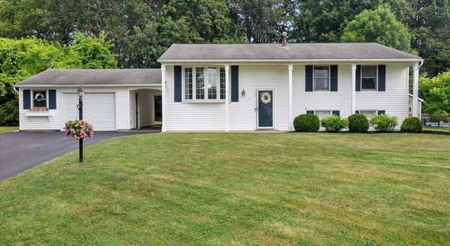 Photo of 33 Comely Ln, Latham, NY 12110