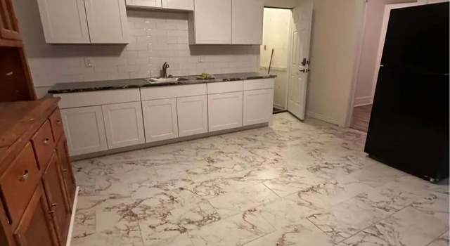 Photo of 28 Pulaski St, Amsterdam, NY 12010