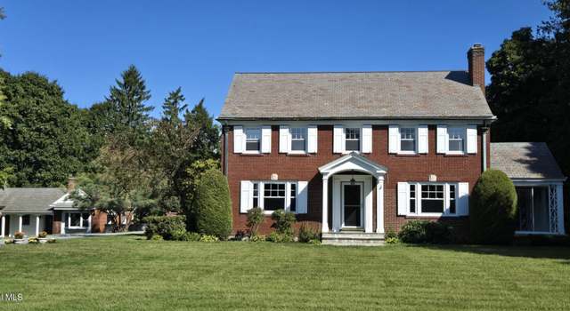 Photo of 10 Richmond Ave, Hoosick Falls, NY 12090