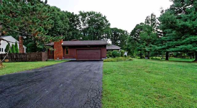 Photo of 2223 Pine Ridge Rd, Niskayuna, NY 12309