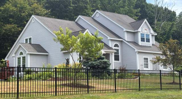 Photo of 4 Cranston Rd, Troy, NY 12180