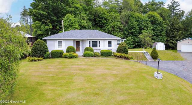 Photo of 157 Lakeside Dr, Mayfield, NY 12117