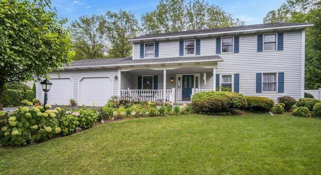 Photo of 716 John Paul Ct, Niskayuna, NY 12309