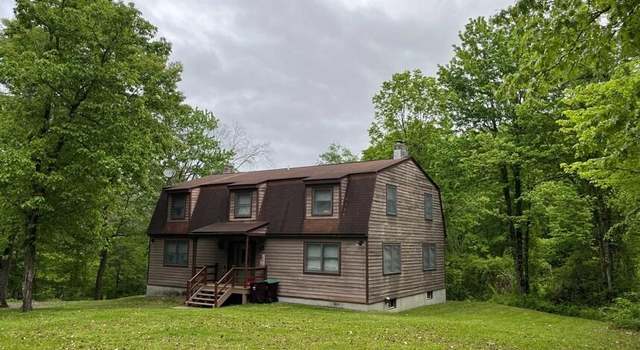 Photo of 370 N Pole Rd, Melrose, NY 12121
