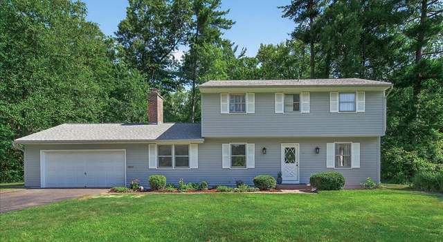 Photo of 20 Linda Ct, Delmar, NY 12054