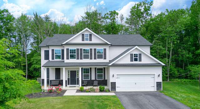 Photo of 12 Basswood Ct, Ballston Lake, NY 12019