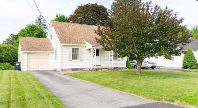 Photo of 13 Willowbrook Rd, Glenville, NY 12302