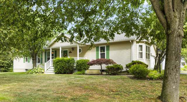 Photo of 67 Victoria Way, Albany, NY 12209