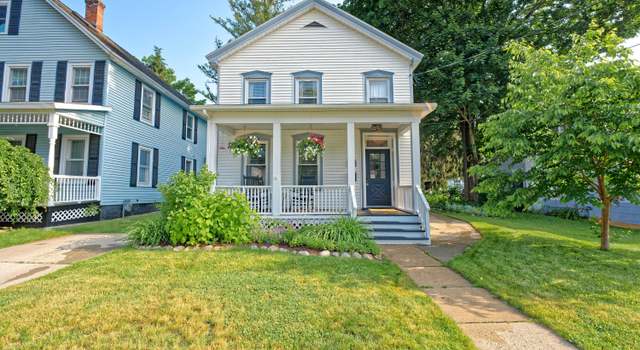 Photo of 102 South St, Ballston Spa, NY 12020