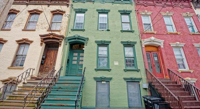 Photo of 114 Lark St, Albany, NY 12210