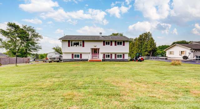 Photo of 156 Middletown Rd, Waterford, NY 12188