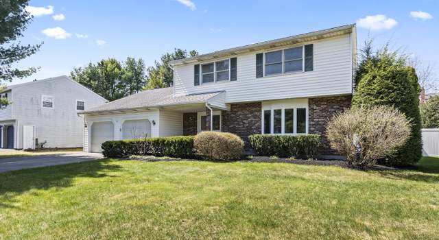 Photo of 42 Woodridge St, Albany, NY 12203