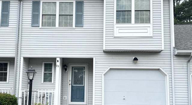 Photo of 83 Old Mill Ln, Queensbury, NY 12804
