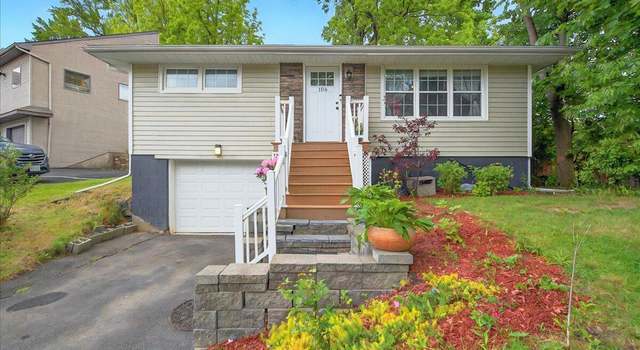 Photo of 106 Hackett Blvd, Albany, NY 12209