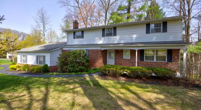 Photo of 31 Garrison Ln, Ballston Lake, NY 12019