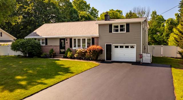 Photo of 6 Silver Ln, Burnt Hills, NY 12027