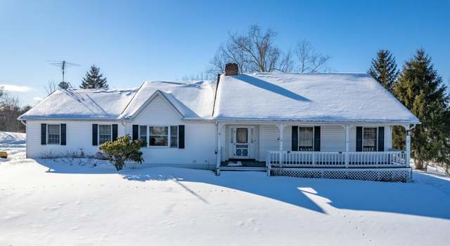 Photo of 25 Raven Way, Cossayuna, NY 12823