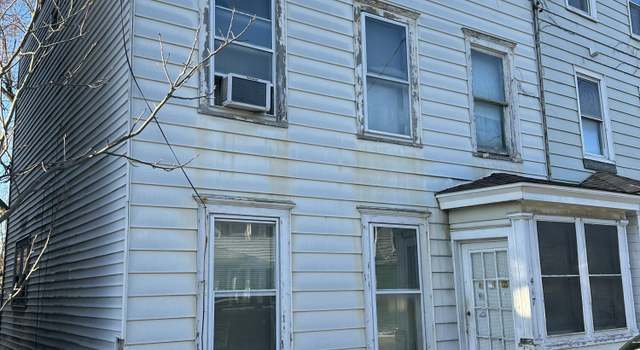 Photo of 417 State St, Hudson, NY 12534
