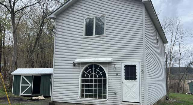 Photo of 17 Bellamy St, Whitehall, NY 12887