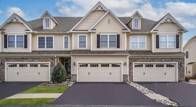 Photo of 9 Ordelia Ln, Round Lake, NY 12151