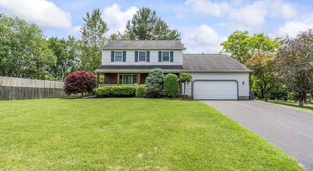 Photo of 6 Shamrock Cir, Latham, NY 12110