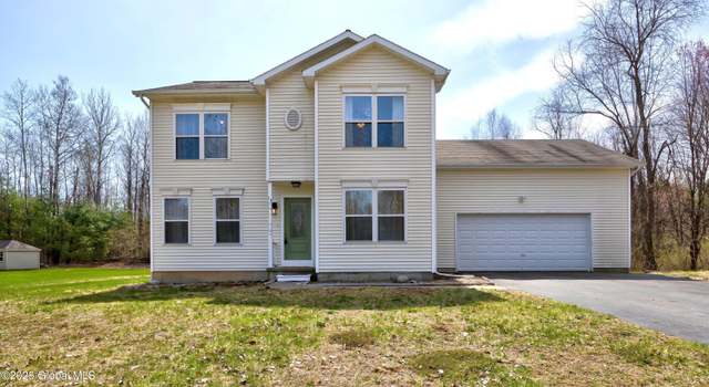 Photo of 14 Eagles Way, Schuylerville, NY 12871