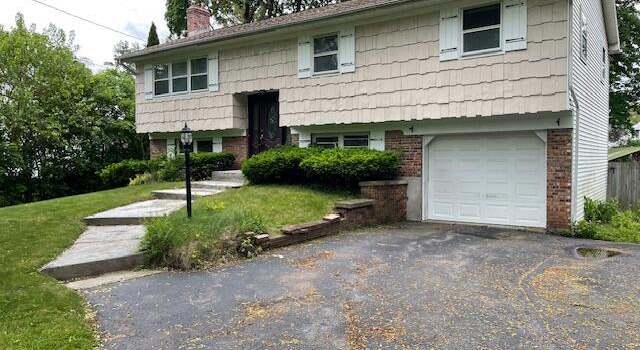 Photo of 2070 Grand Blvd Blvd, Niskayuna, NY 12309