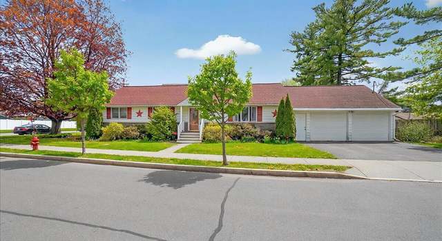 Photo of 1870 Oneida St, Schenectady, NY 12308
