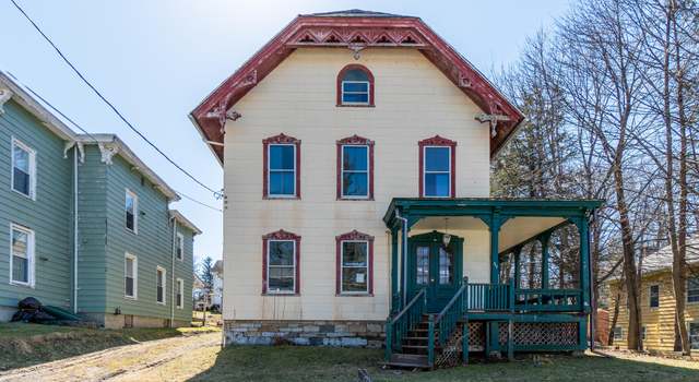 Photo of 97 Classic St, Hoosick Falls, NY 12090