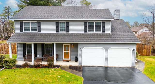 Photo of 3 Pleasant Ln, Queensbury, NY 12804