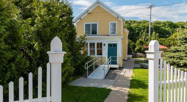 Photo of 121 W Main St, Canajoharie, NY 13317