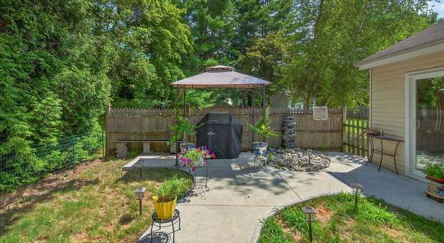 Photo of 21 Cobble Ct, Clifton Park, NY 12065