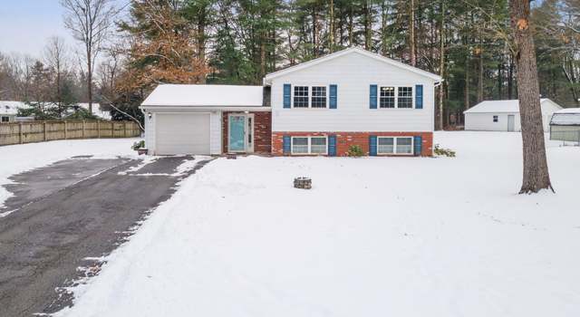 Photo of 5 Van Tassell Ln, Ballston Spa, NY 12020