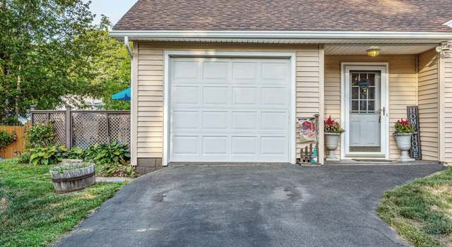 Photo of 1 Circle Dr, Wynantskill, NY 12198