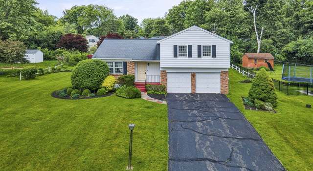 Photo of 35 Heritage Pkwy, Schenectady, NY 12302