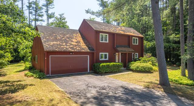 Photo of 7 Peggy Ann Rd, Queensbury, NY 12804