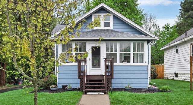 Photo of 46 Irving Rd, Scotia, NY 12302