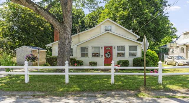 Photo of 16 Powell St, Wynantskill, NY 12198
