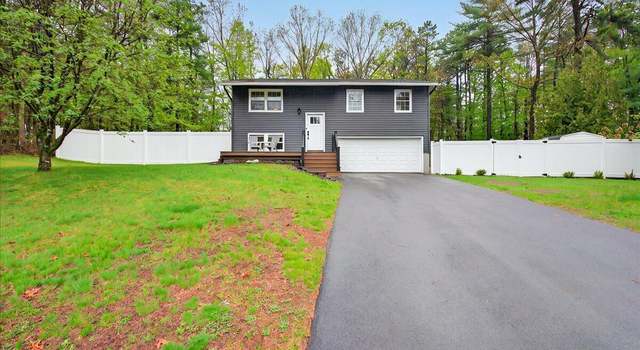 Photo of 42 Red Coach Trl, Ballston Spa, NY 12020