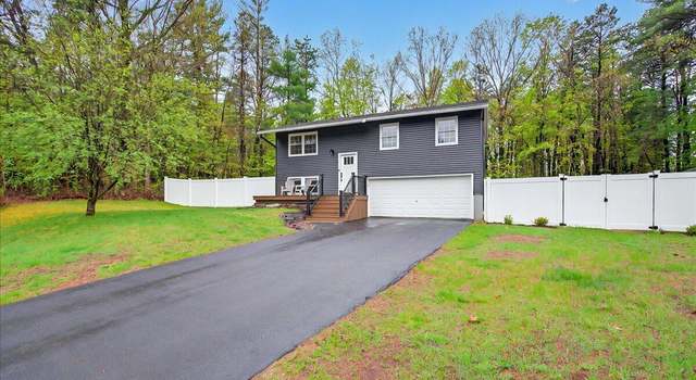 Photo of 42 Red Coach Trl, Ballston Spa, NY 12020
