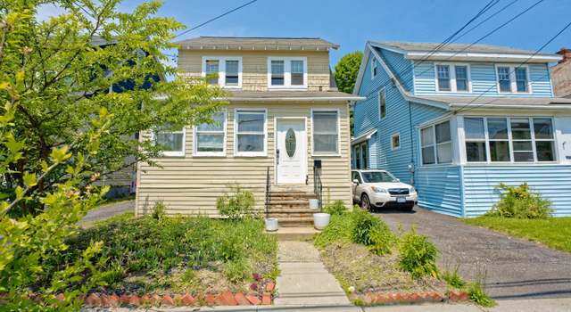Photo of 383 Leedale St, Albany, NY 12209