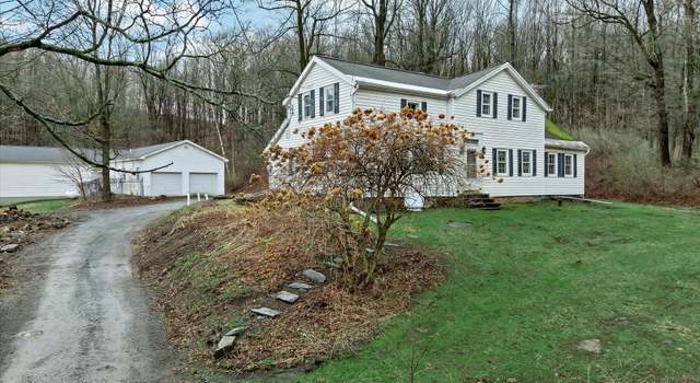 Photo of 272 Smith Hill Rd, Troy, NY 12180